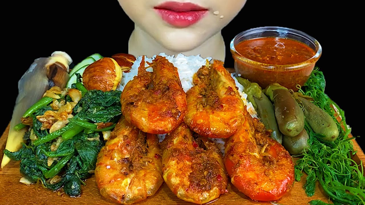 Spicy Shrimp Curry, Spicy Fish Paste, Pickled Jengkol, Stir Fry Pumpkin Leaves & White Rice