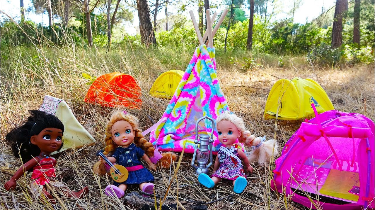 Elsa and Anna toddlers camping adventure