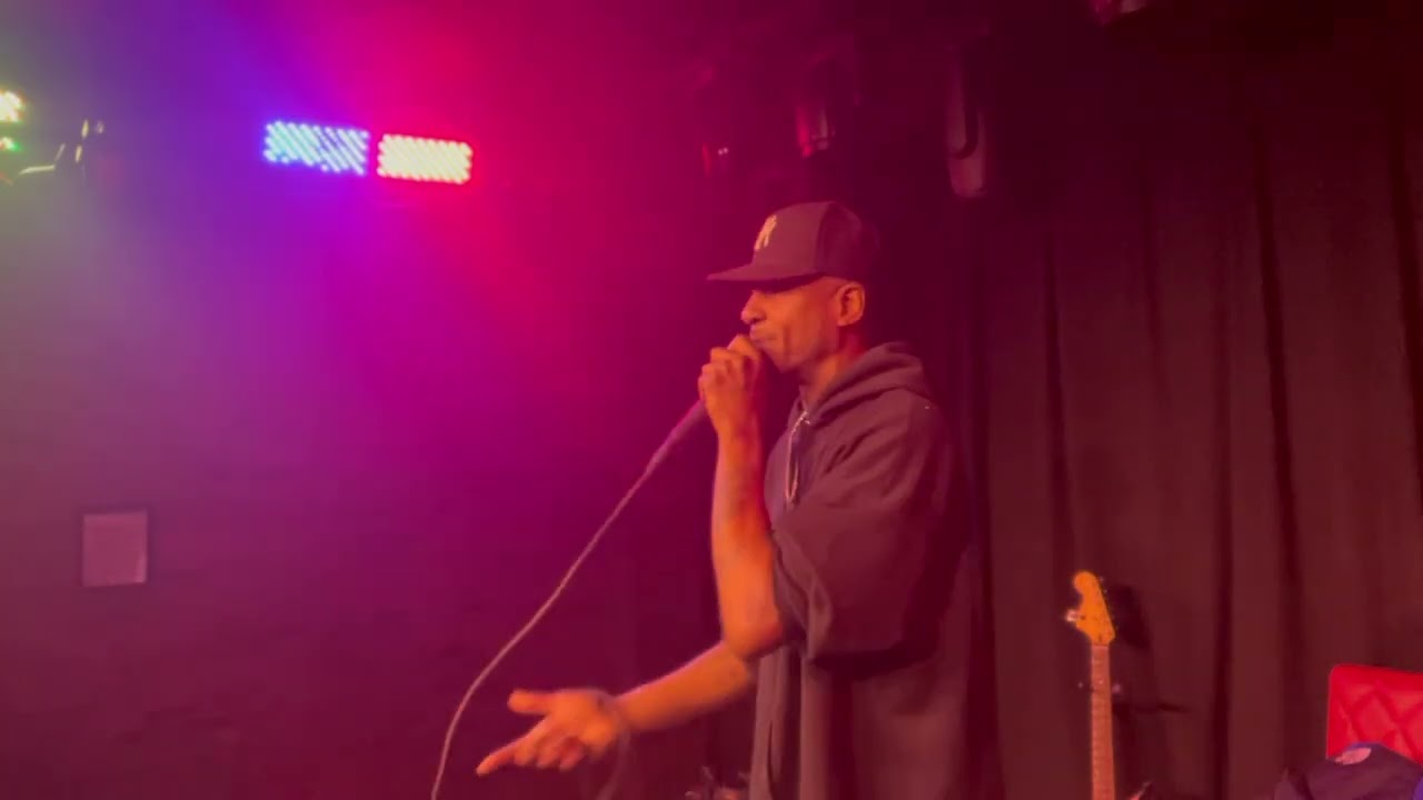 C. OX OPEN MIC 12  16 25