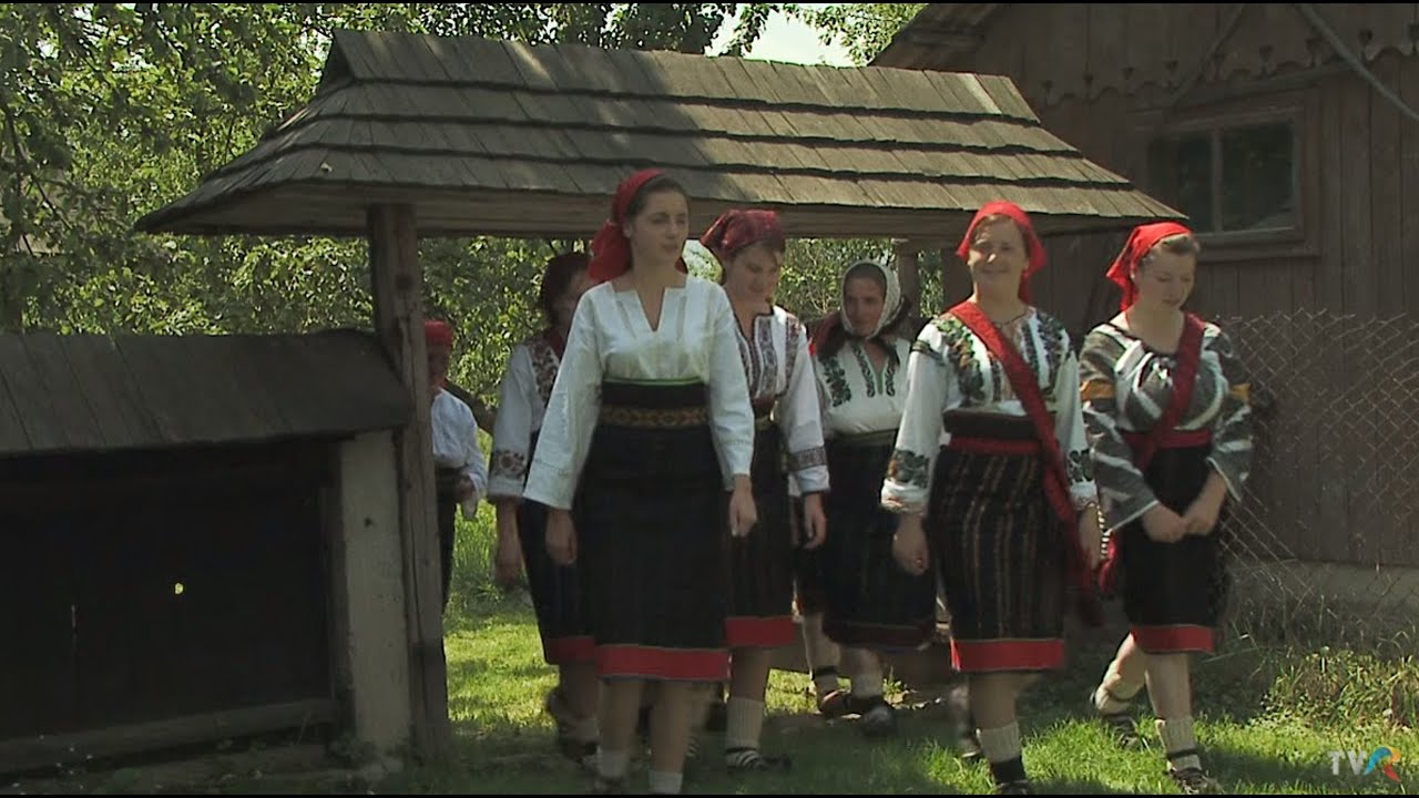 Zestrea românilor: Viaţa în simboluri – portul popular în Suceava (@Arhiva TVR)