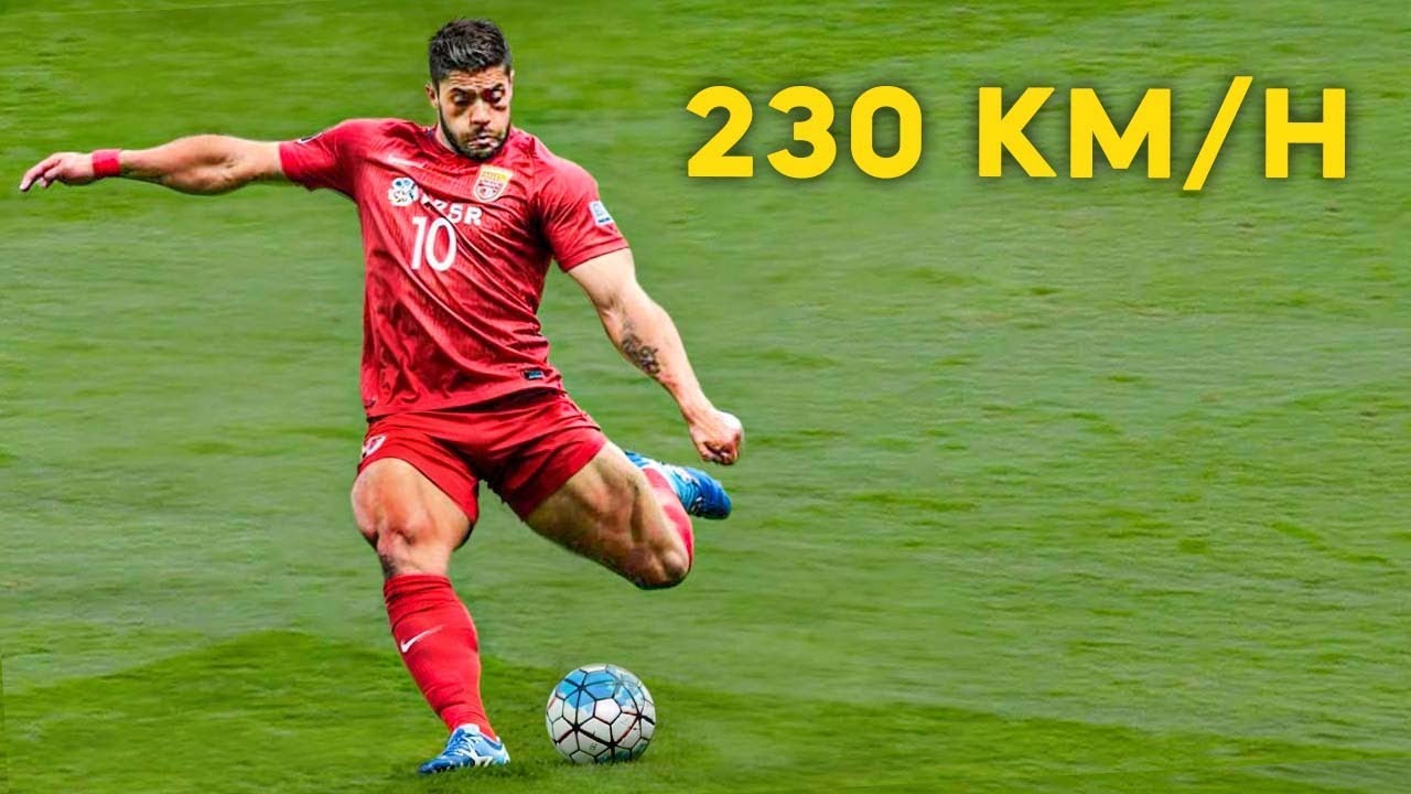 30 самых сильных ударов в футболе