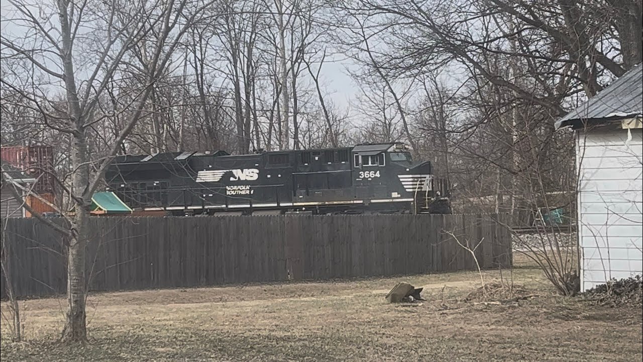 NS 3664 leads NS 278 (Kansas City, MO to Norfolk, VA) eastbound 3/1/26 1:13 PM