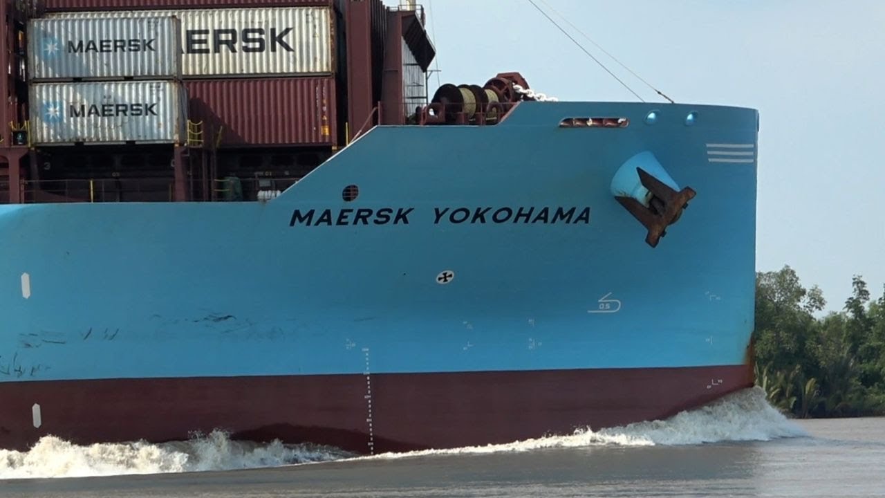 13 Amazing Big Container Ships On Rivers | 4K Shipspotting 2025
