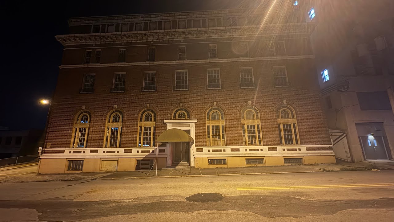 Exploring the haunted ymca in Uniontown Pennsylvania
