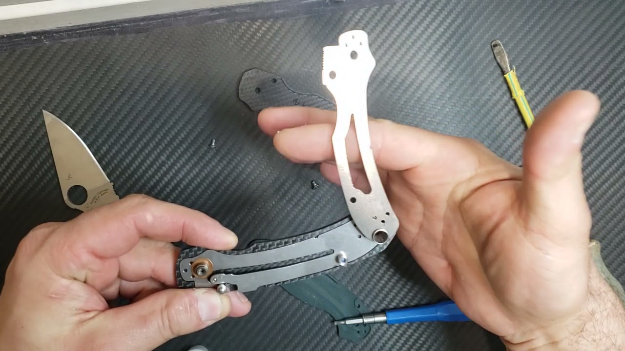Как правильно заменить накладки на Spyderco PM 2 и Para 3.  Remove factory scales and install custom
