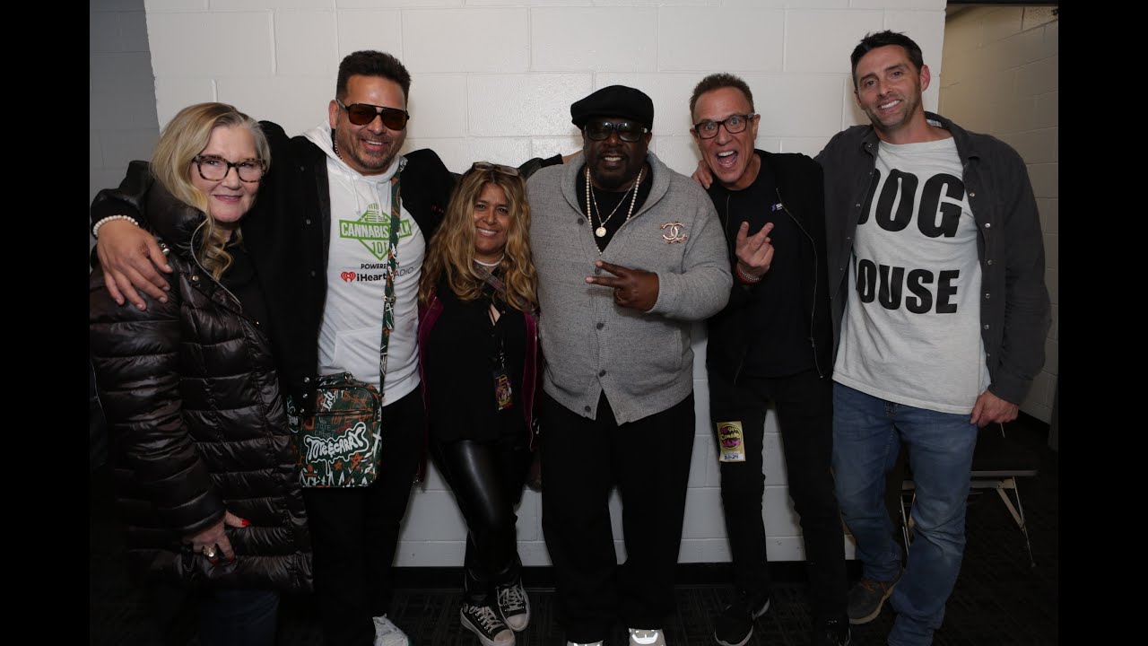 Elvis, Big Joe, Joe Grande, & Rachel of The Dog House, were introduced at the WILD 949, Comedy Jam.