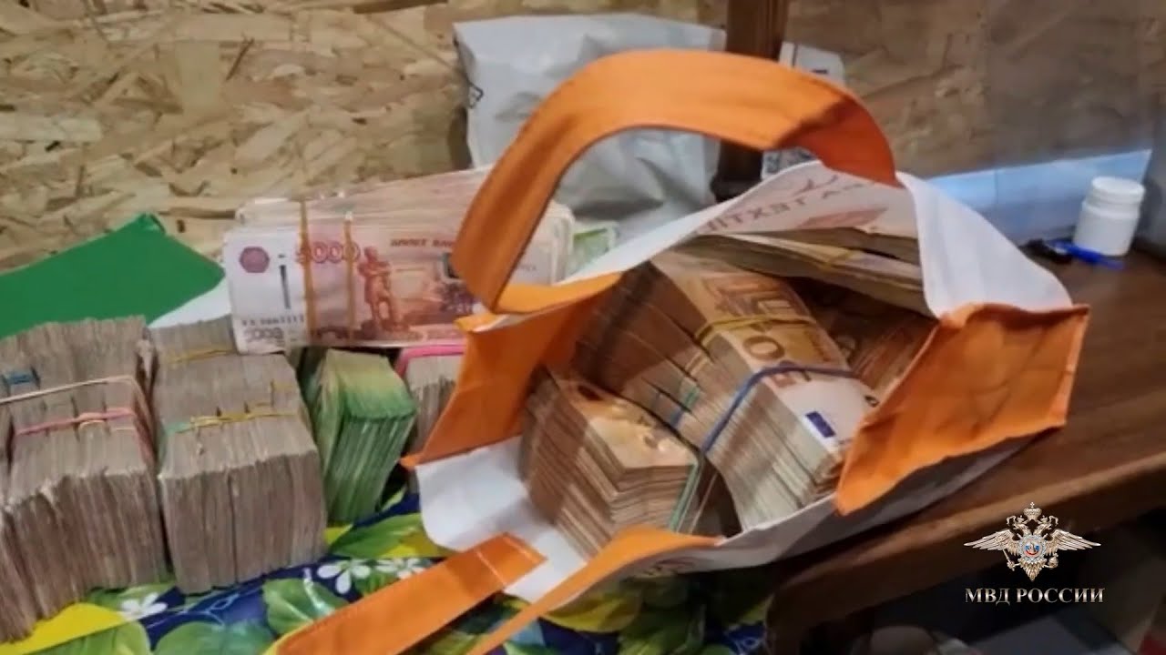 Сотрудниками столичной полиции задержаны владельцы сети подпольных пунктов обмена валюты