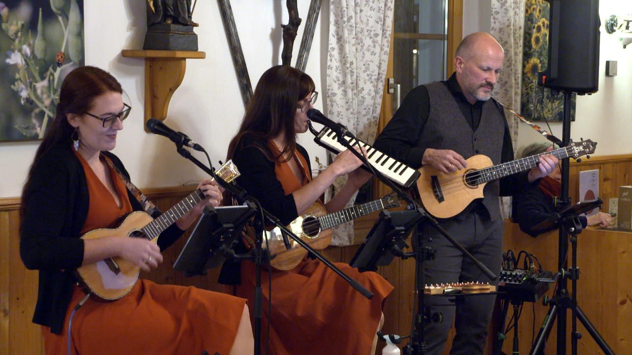 'Kultur beim Heurigen' mit Ukulele-Konzert in Brunn am Gebirge