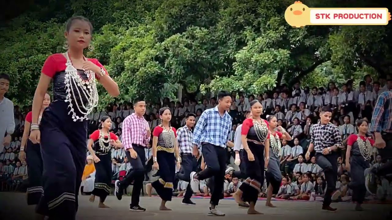 Best khuchi kchakma covered dance performance by class 11  / 2022🤟👈🤣