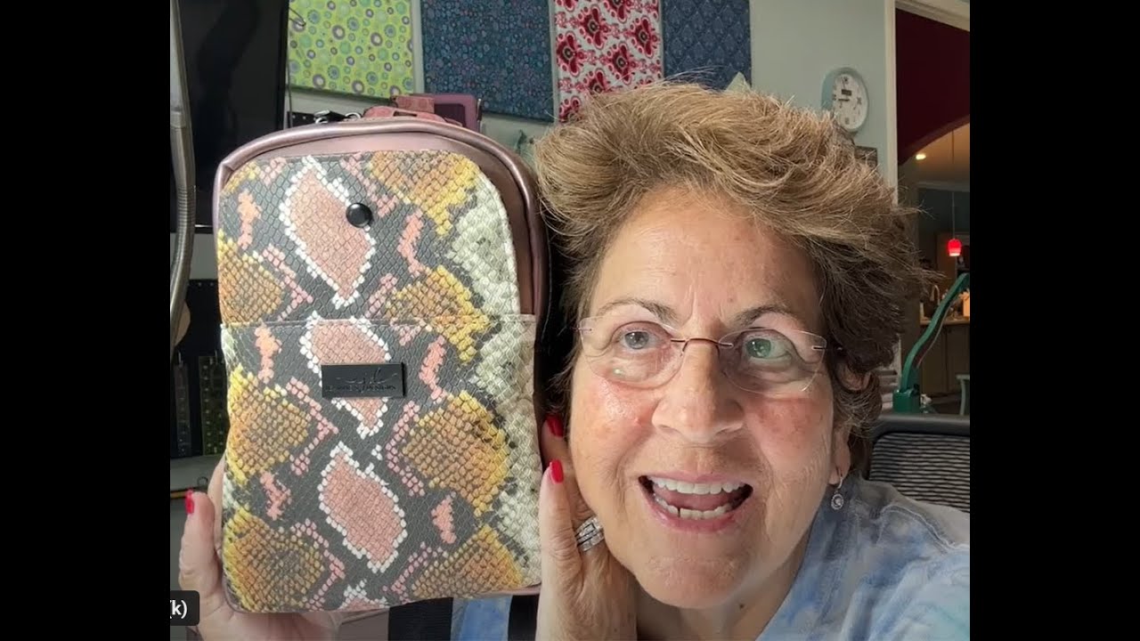The Joey Sling a pattern by SewYours