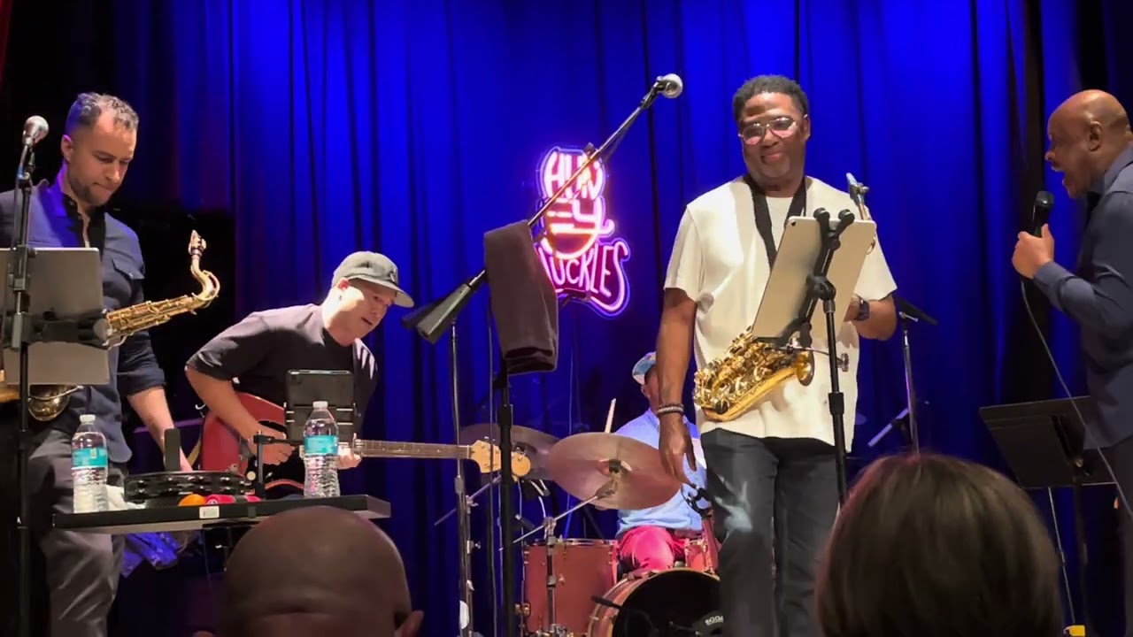 I Can See Clearly Now - Huney Knuckles (Tony Lindsay on vocals) @ Yoshi's in Oakland, CA 1/5/2026