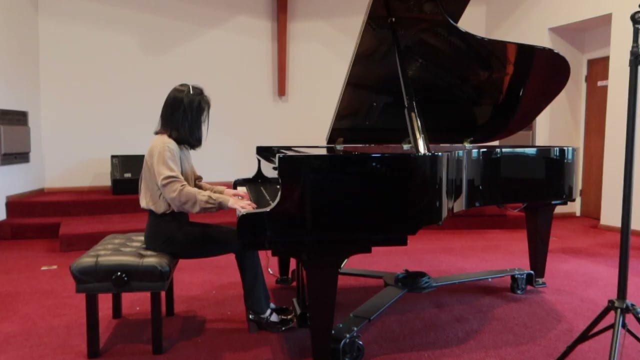 Hanyan performed Ravel’s Alborada del gracioso from Miroirs