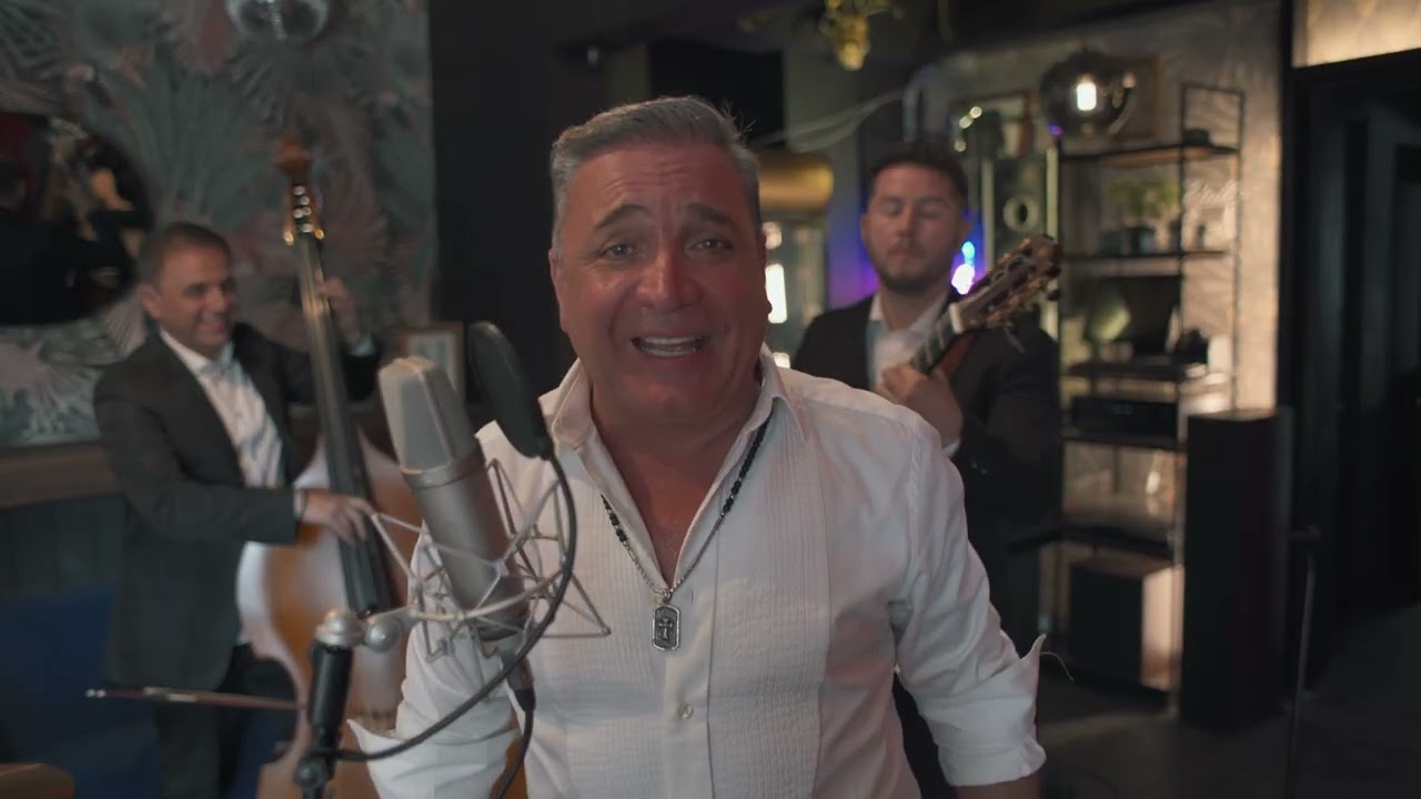 LaVitrola.cl: Luis Jara - No tengo dinero
