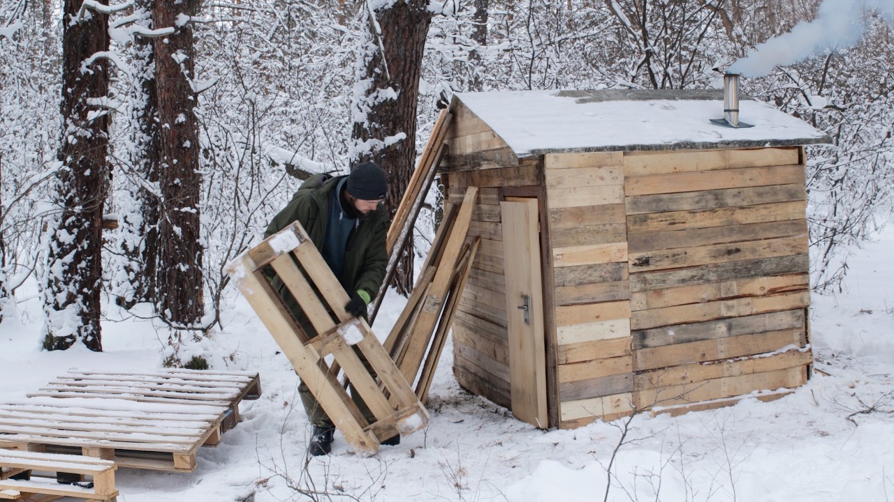 Building a DIY Sauna from Wooden Pallets | Cozy Winter Retreat in the Forest (Start to Finish)