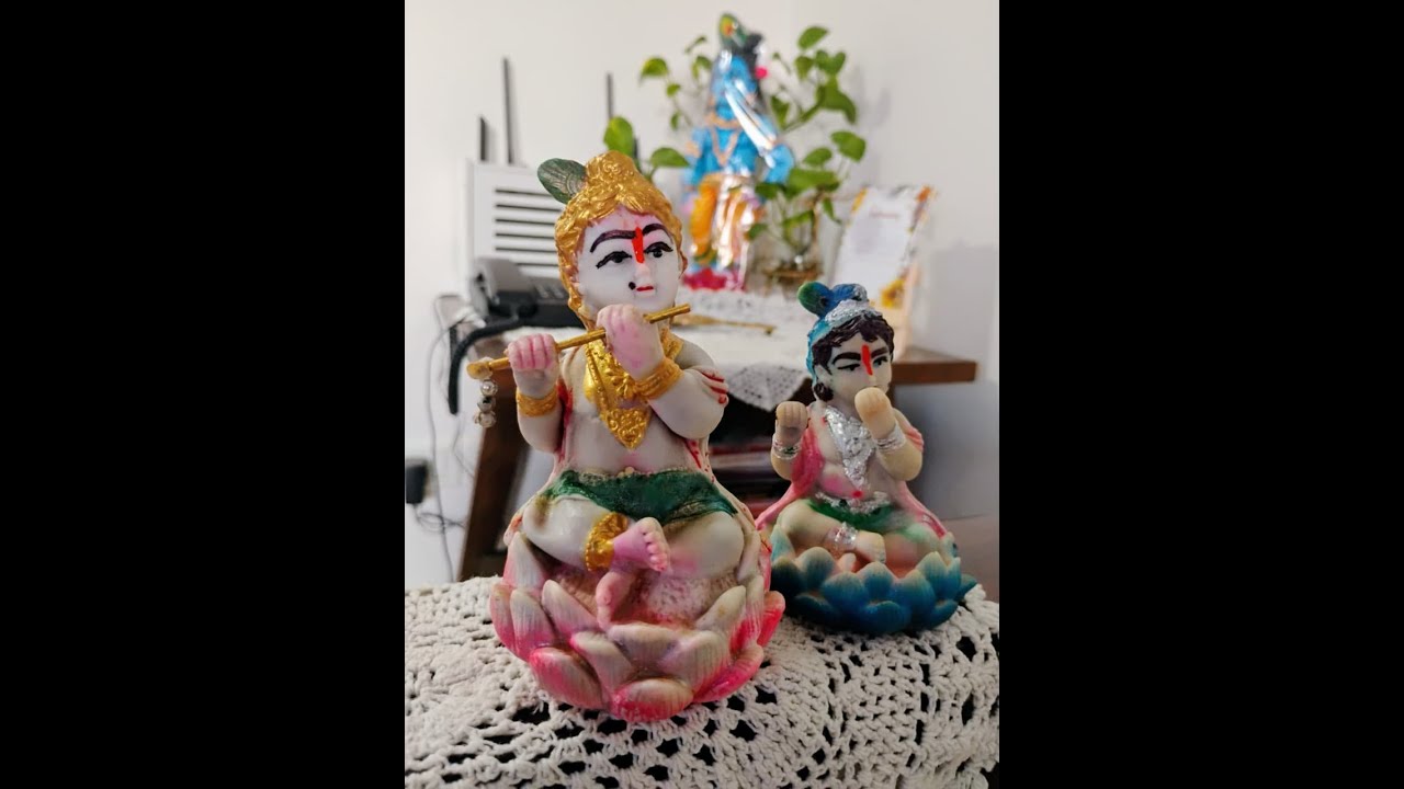 Krishna Sada Sahayate 🙏🏻🦚🦚🙏🏻