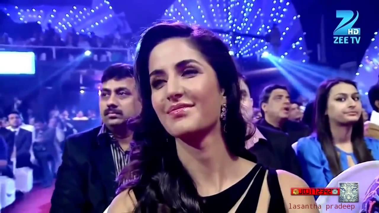 Remake of Deepika padukone fast live dance CLCTN