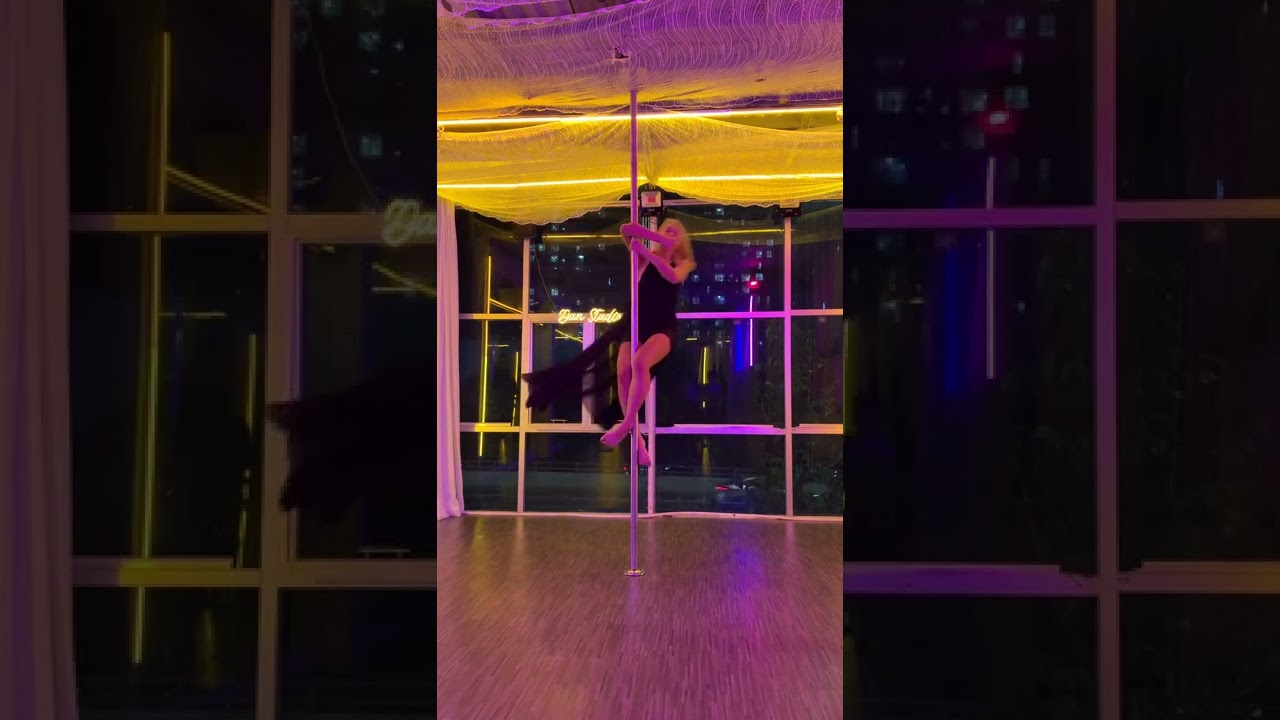 Young and Beautiful by Lana Del Rey / Poledance Vietnam