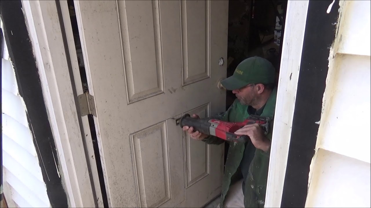 10 Minute Doggy Door Install