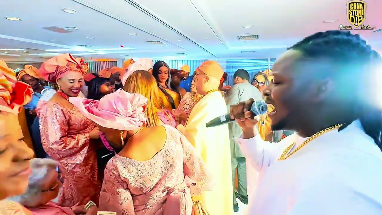 Mrs Yinka Nola Dances In Style | Live Serenade by Conastone | A Mother’s Joy @Her Daughter’s Wedding