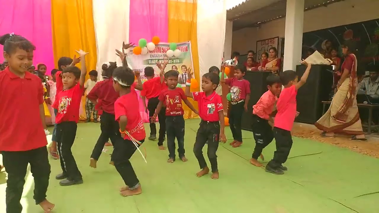 मैं निकला गड्डी लेके गाने पर बहुत प्यारा डांस, आयुष ग्लोबल स्कूल कोटेया के बच्चों के द्वारा