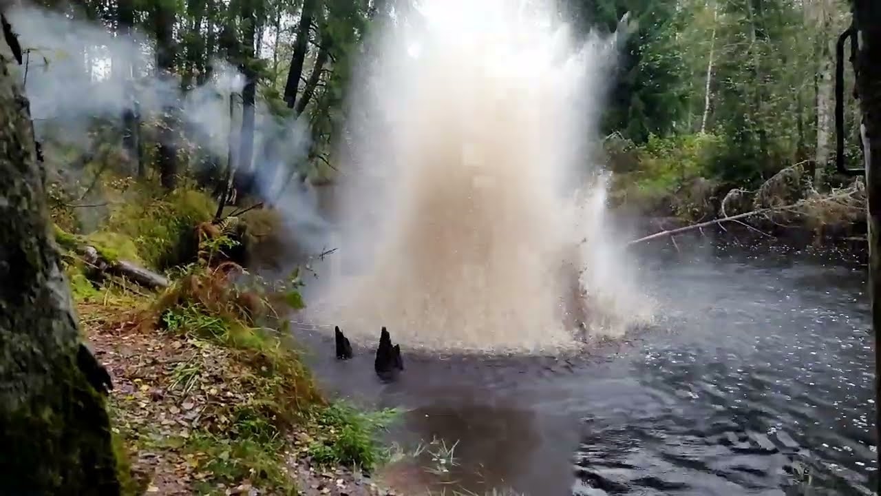 взрываем аммонал под водой/wasserbombe