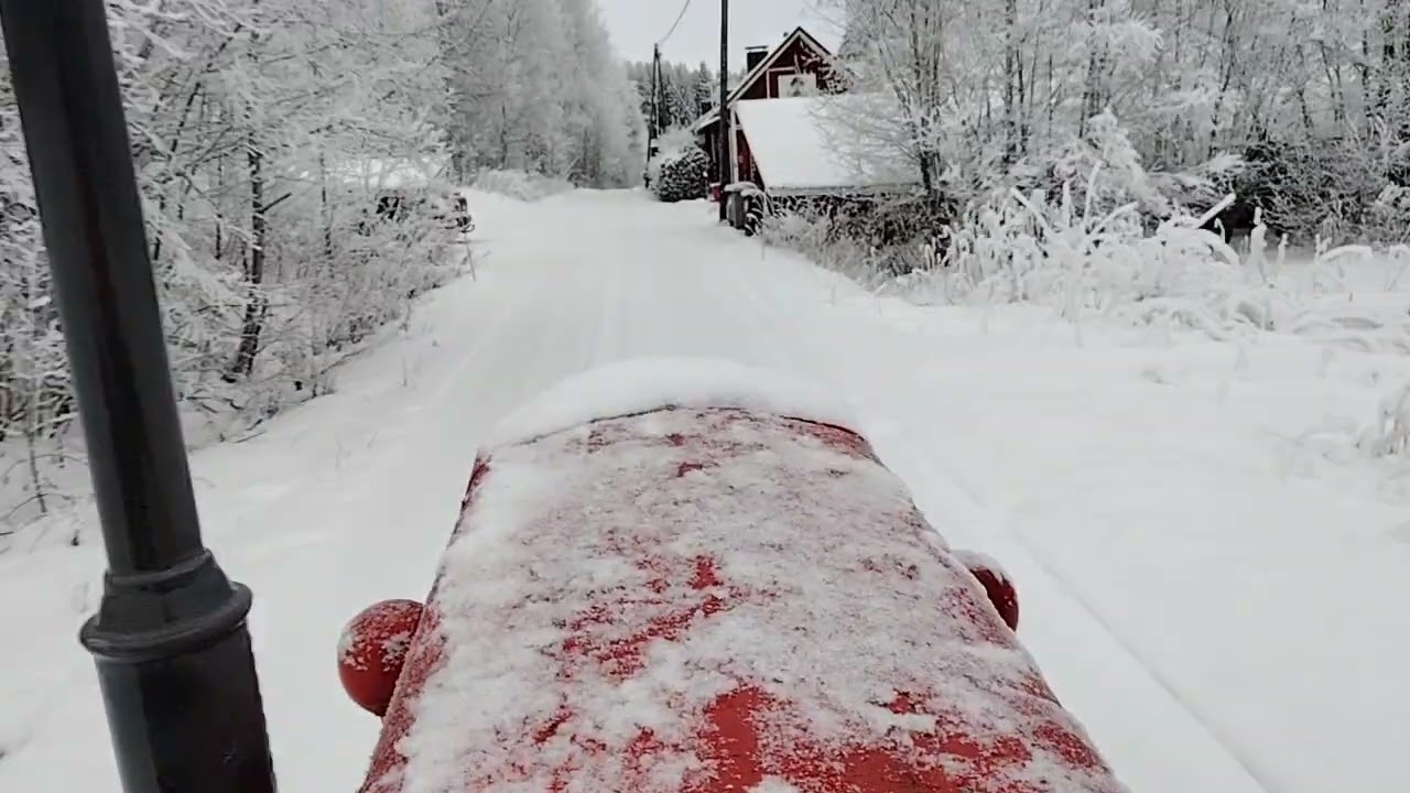 Kuura-ajelu lähimetsässä ja samalla vähän auruuta 