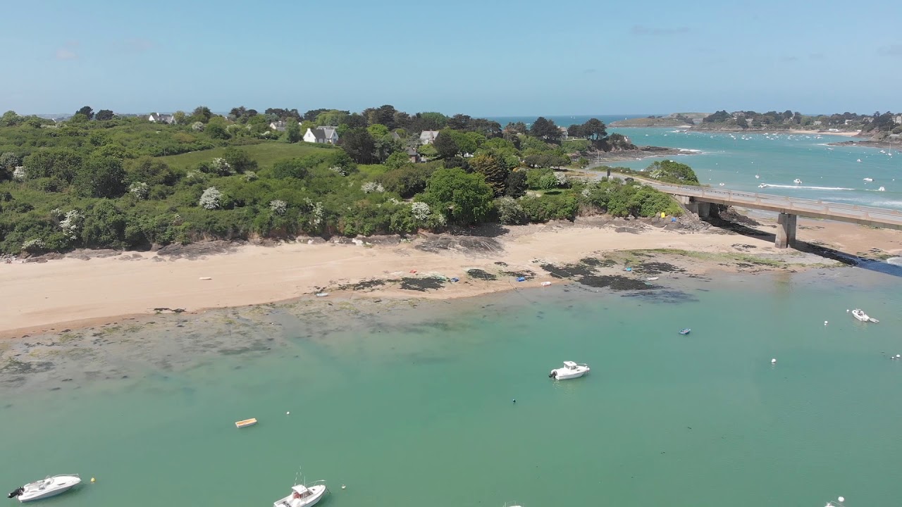 LANCIEUX  SAINT BRIAC  en BRETAGNE drone MAI 2019 Mavic air
