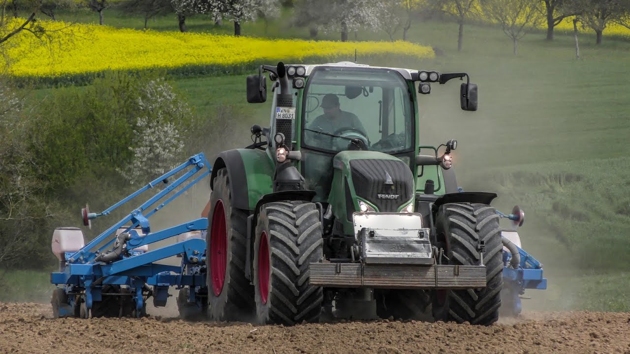 Mais drillen / Fendt Vario 724 und Monosem NG Plus M / Agrarservice H&auml;u&szlig;ermann *[FullHD]*