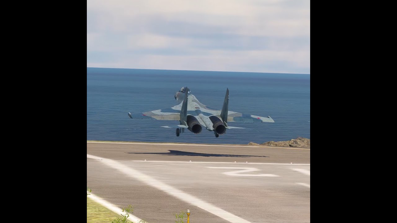 Amazing of Sukhoi SU-35 Shows Its Insane Maneuverability