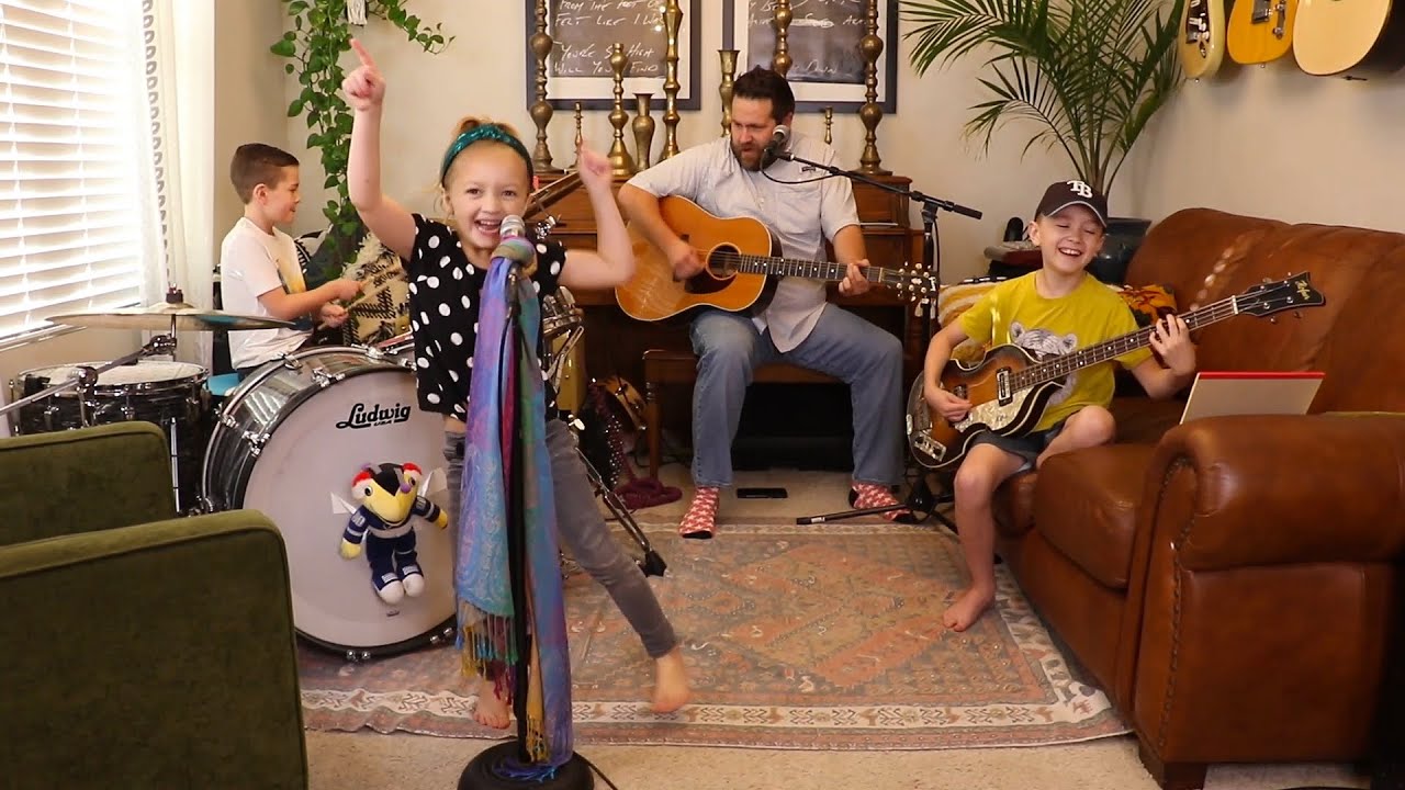 Colt Clark and the Quarantine Kids play 