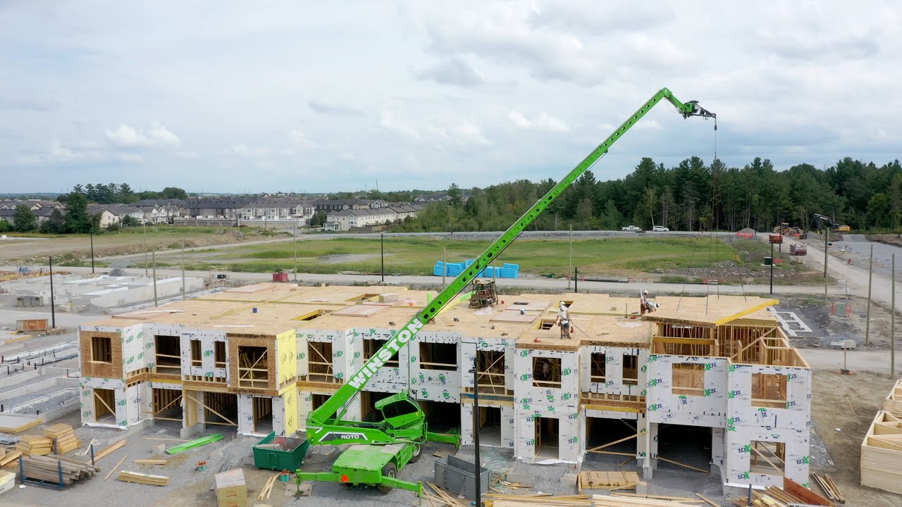 Canadian Entrepreneur is Framing 6x Faster Using His Merlo Roto 50.35!
