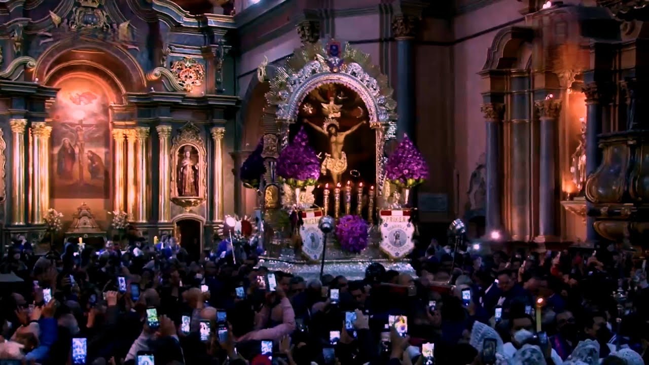 SALIDA DEL SEÑOR DE LOS MILAGROS EN PROCESION 18 DE OCTUBRE DEL 2022 DESDE IGLESIA DE LAS NAZARENAS