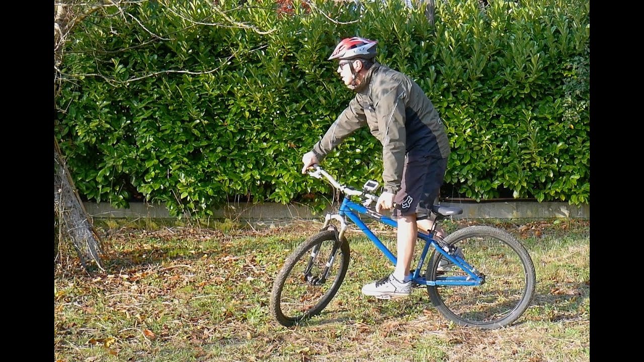 EQUILIBRIO SULLA BICI MTB TRACK STAND - Scuola MTB