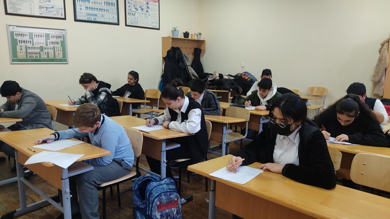 M&ouml;vzumuz Etraf M&uuml;hit.Sinif 8B.