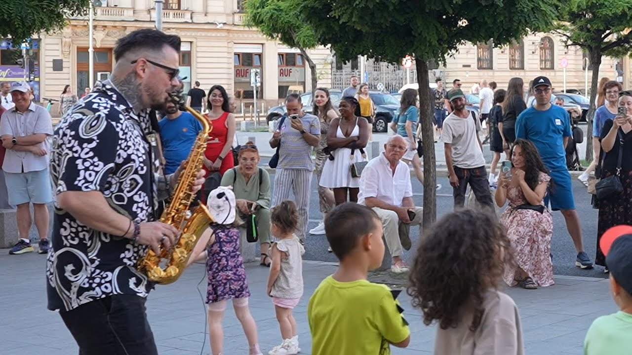 Michael SAX - Dragostea din Tei LIVE in BUCHAREST📍CALEA VICTORIEI - STREET SAX PERFORMANCE