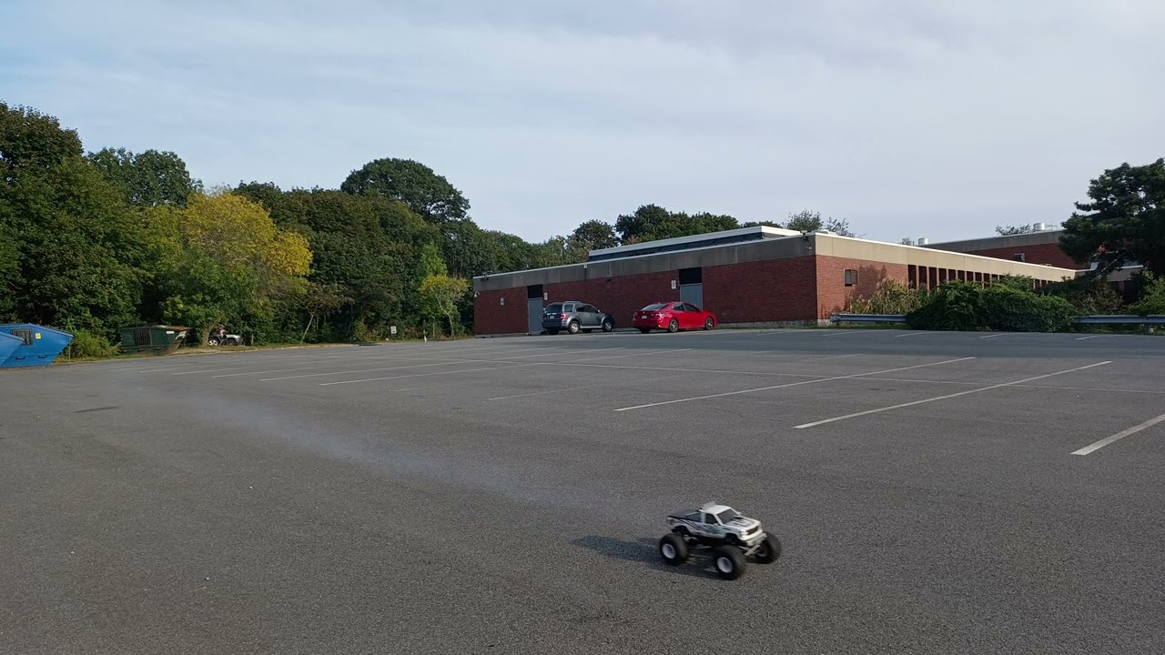 Testing Futaba GYC470 Gyro in Kyosho USA-1 Nitro Truck