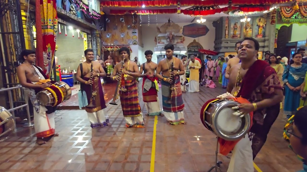 ஓம்கார நாதானு சந்தானமே - Omkara Naathaanu Sandhaname