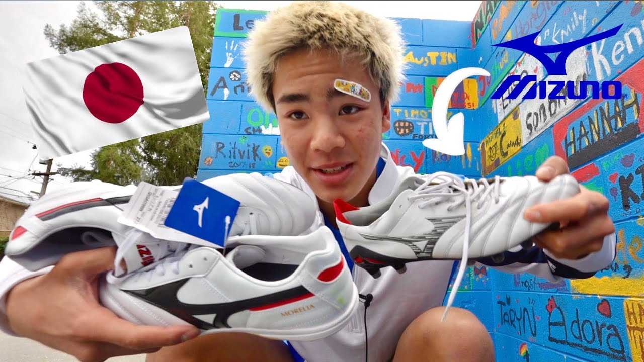 TESTING JAPANESE SOCCER PRODUCTS 🇯🇵!