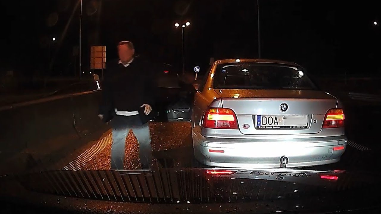 Agresja na drodze... czy zwykłe nieporozumienie?