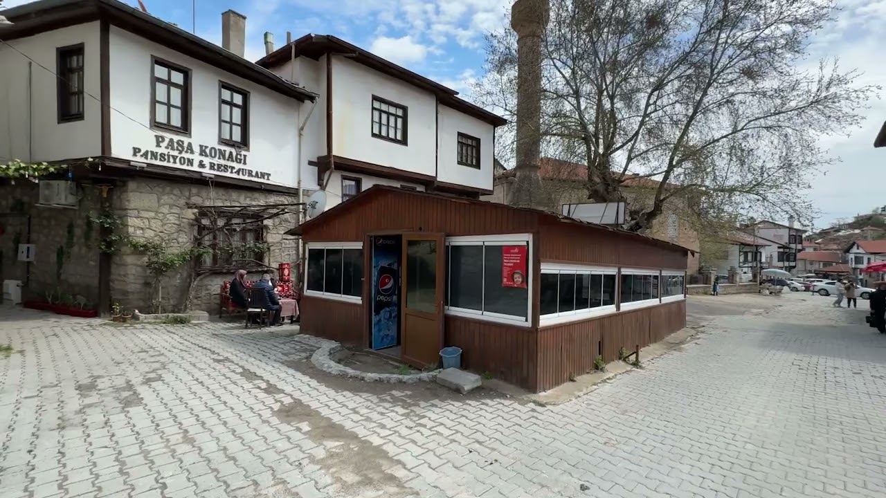 BEYPAZARI'NIN EN GÜZEL KONUMUN'DA EŞYALARI YENİ ,SATILIK TARİHİ KONAK