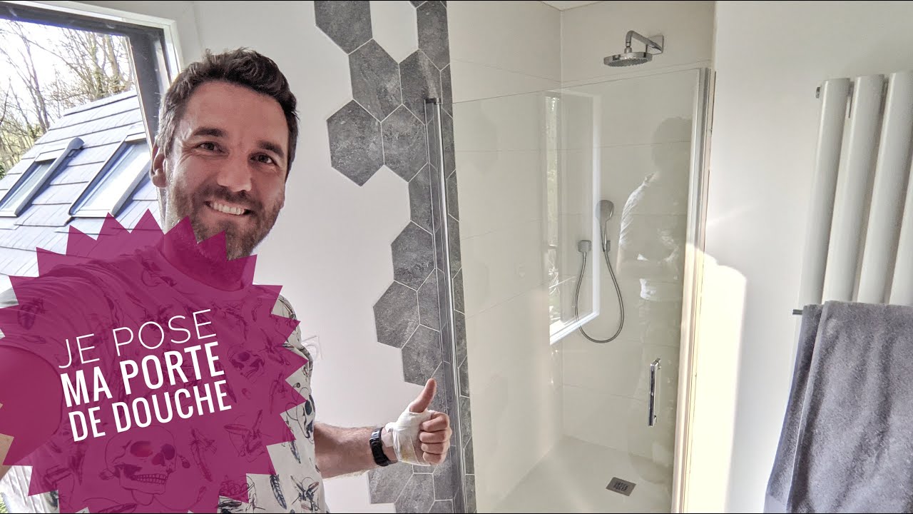 installer une porte de douche en verre