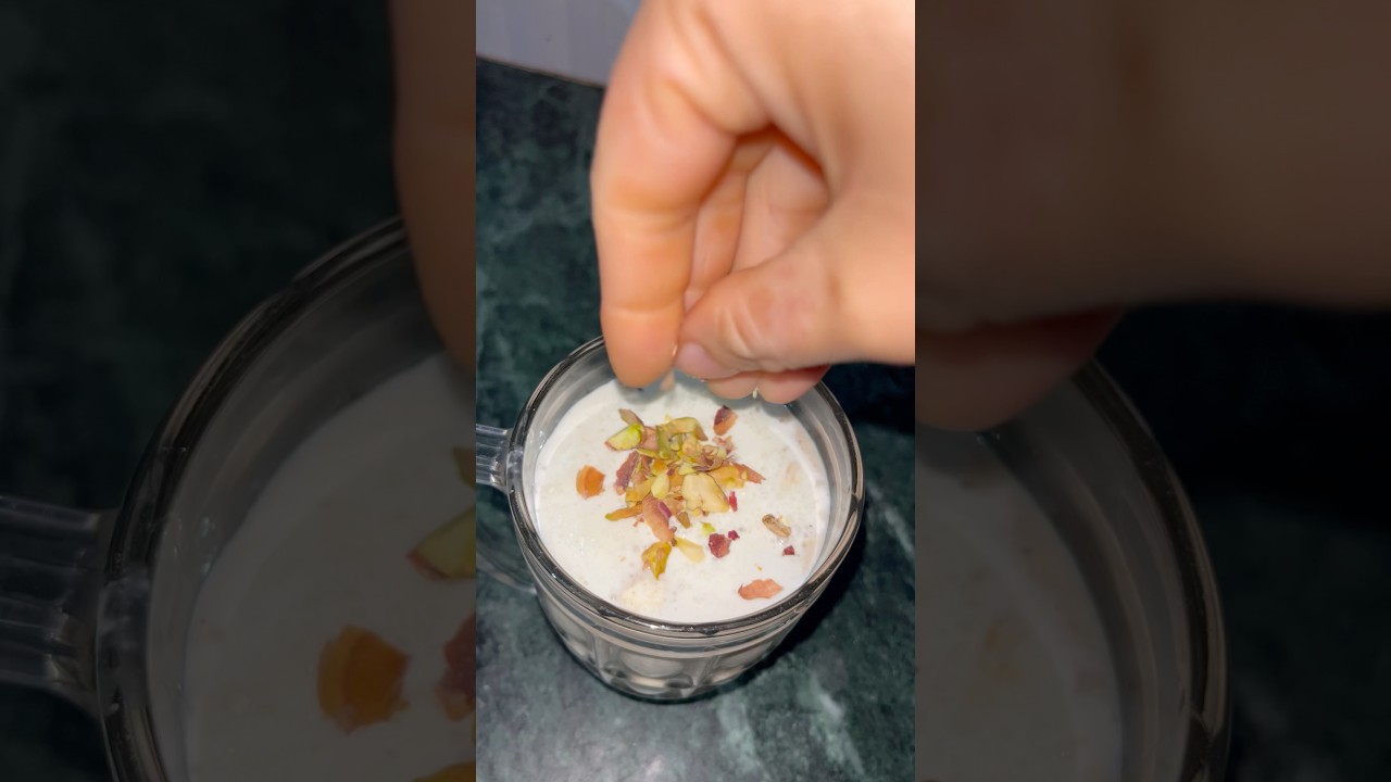 Ramadan day28 #khajoormilkshake #iftar #food #ramadan #recipe #youtubeshorts #cooking #sehri #diet