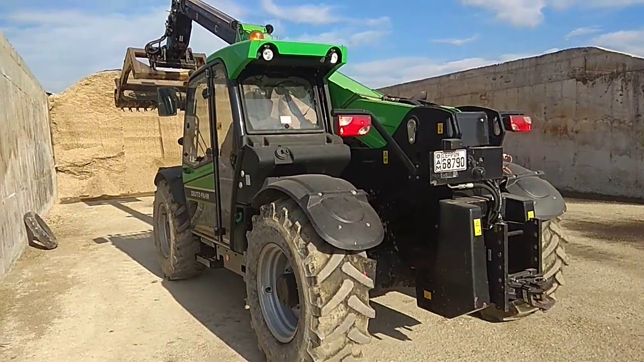 DEUTZ-FAHR AGROVECTOR TELEHANDLER
