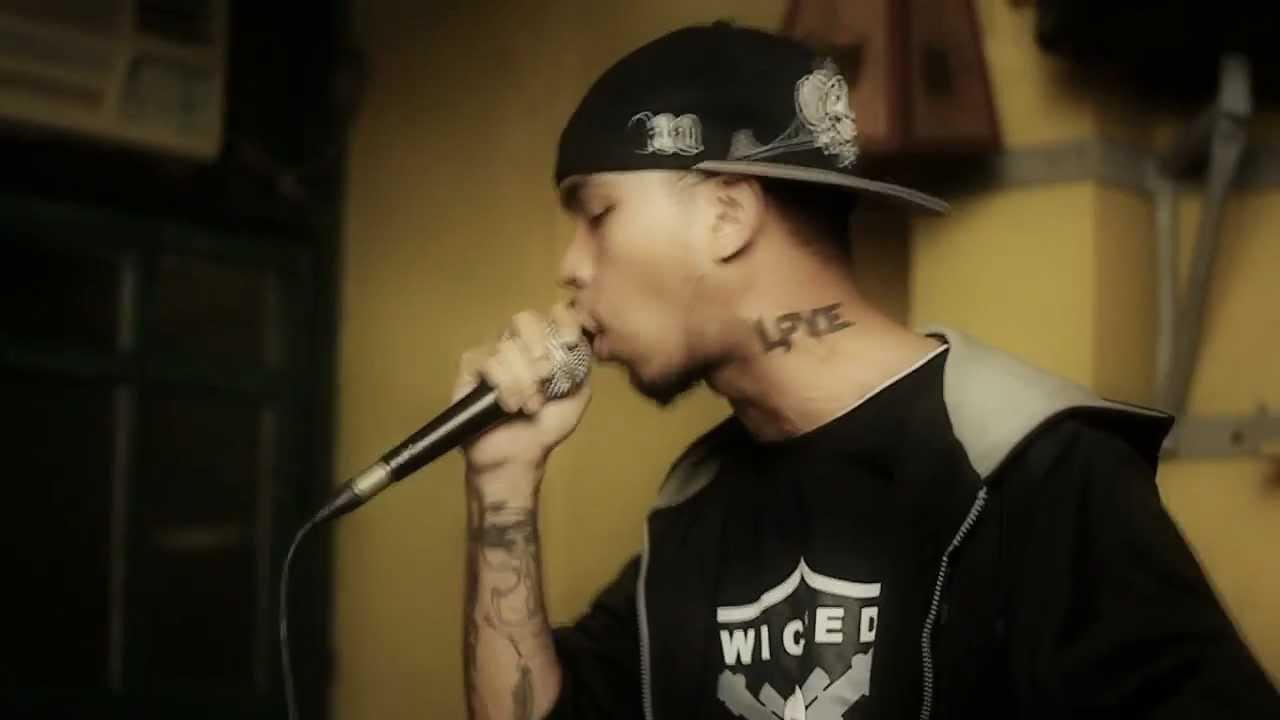Loonie - TAO LANG [Live @ ICS Bar]