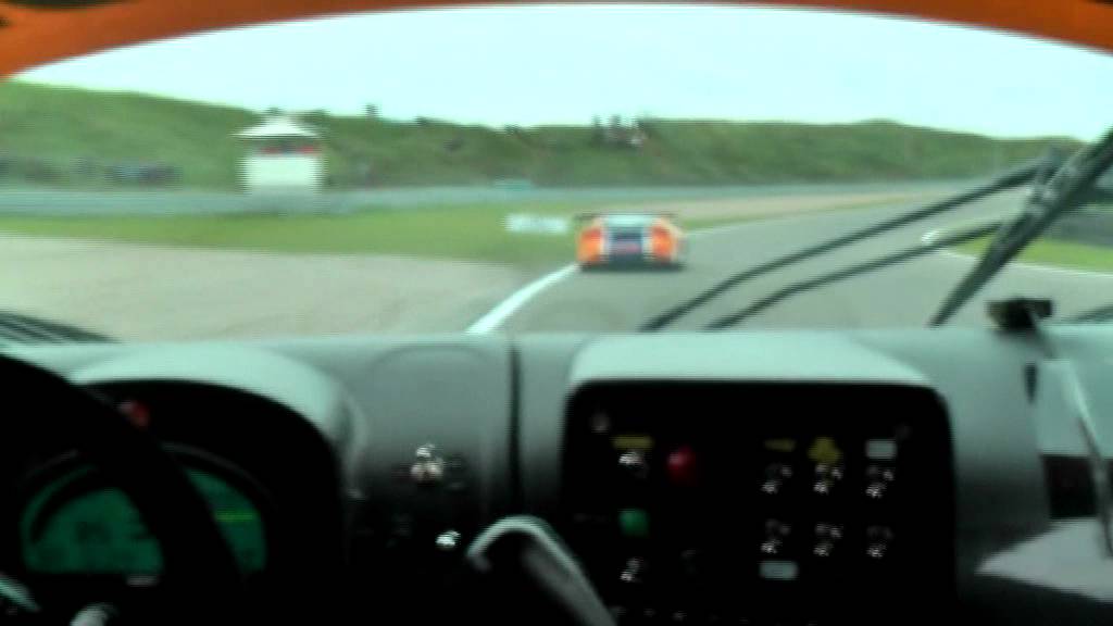 Be patient! Mosler MT900R versus ViperGT3.