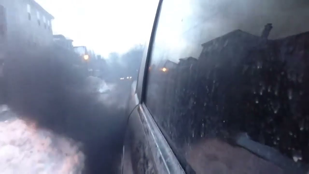 Santa Claus is cummins: Let him smokes!