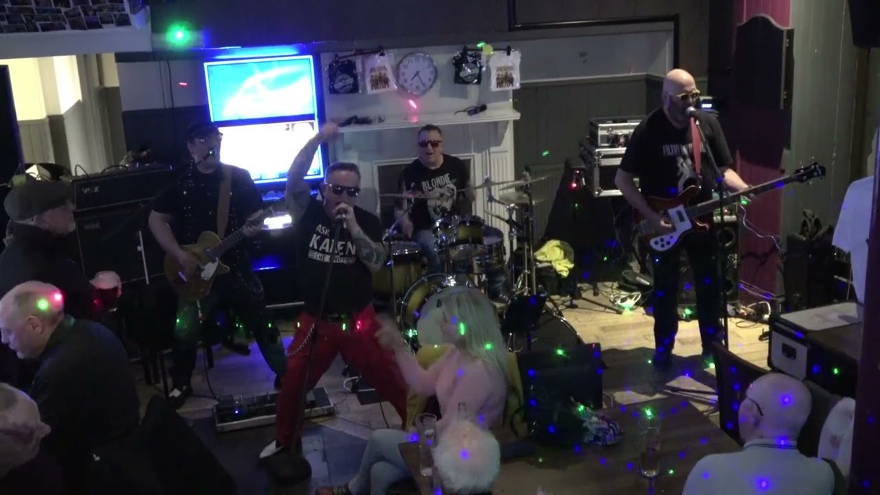 Filthy White Suit live in Paisley