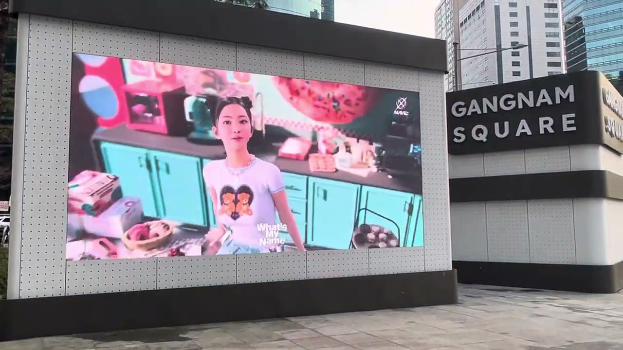 Winter Wonderland: Exploring GangNam Square Promenade During Christmas in Seoul #07