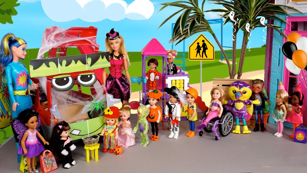 Barbie Kids Halloween School Routine - Trunk or Treat & Crafts