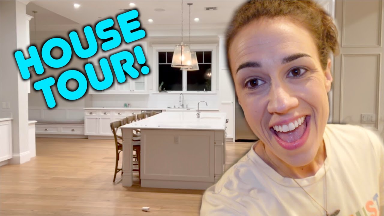 COLLEEN'S EMPTY HOUSE TOUR!